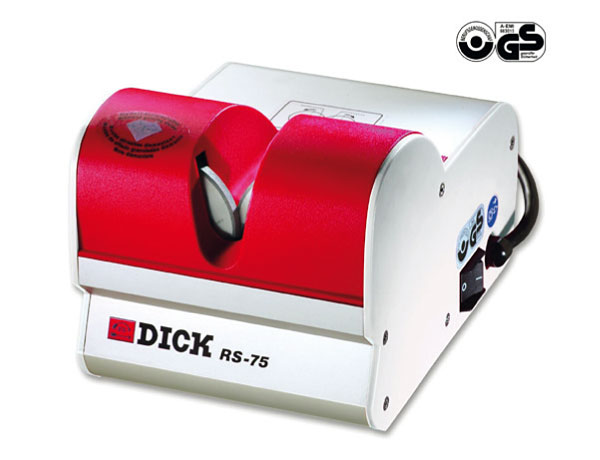 CAT05 - Dick RS-75